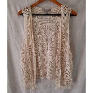 Chicos Womens Size 3 Beige Crochet Sleeveless Cardigan Beautiful